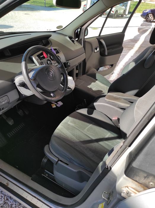 Продавам Рено Сценик 1,5 dci