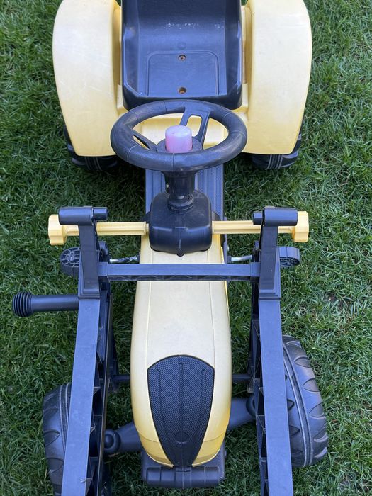 Tractor cu remorca de copii