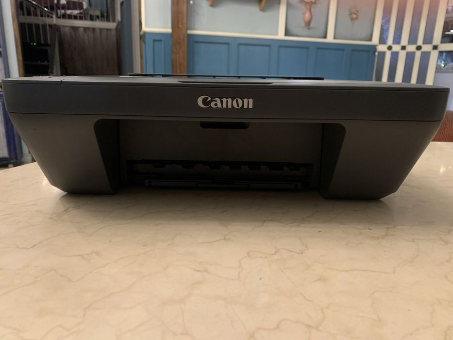 Принтер Canon pixma цветной и ч/б