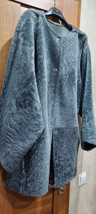 Продам модную дубленку.