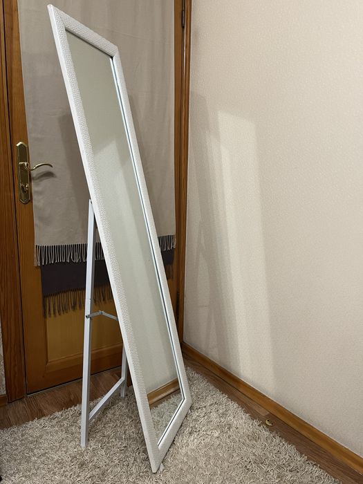 Зеркало в пол 147 см высота, с коробкой.