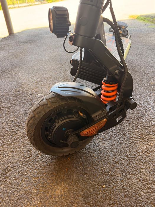 Vand trotineta kukirin g2master in stare buna de functionare