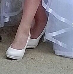 Продам красивые туфли .38 р-р.