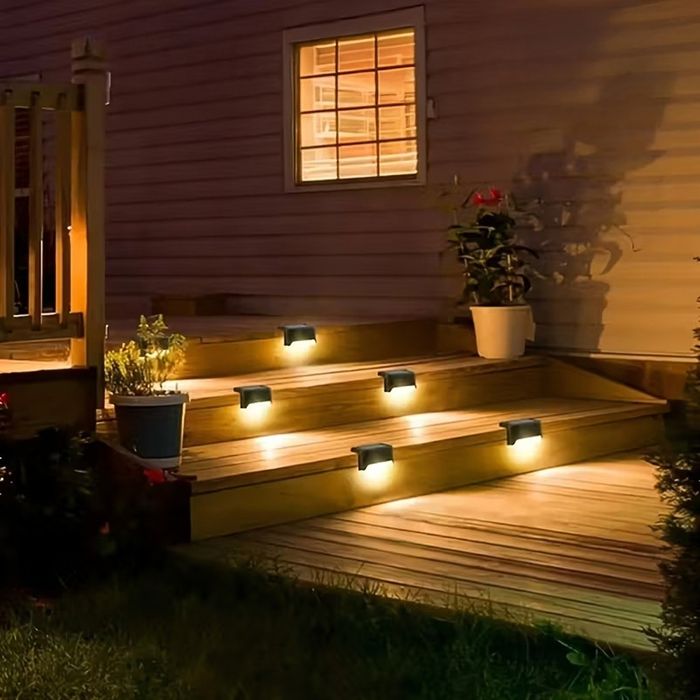 Комплект от 4 броя соларни LED лампи за стълби и огради – Водоустойчив