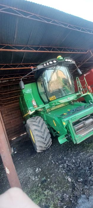 Combina John Deere W650I