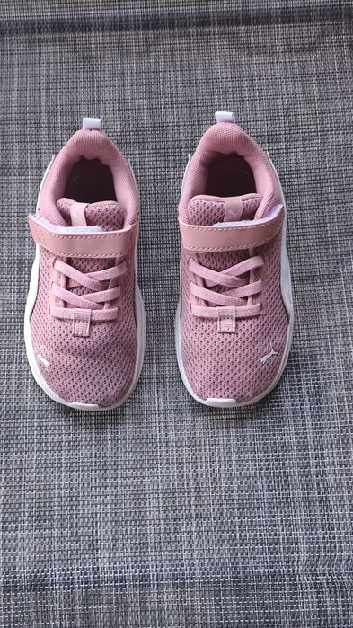 Детски маратонки за момиче Puma