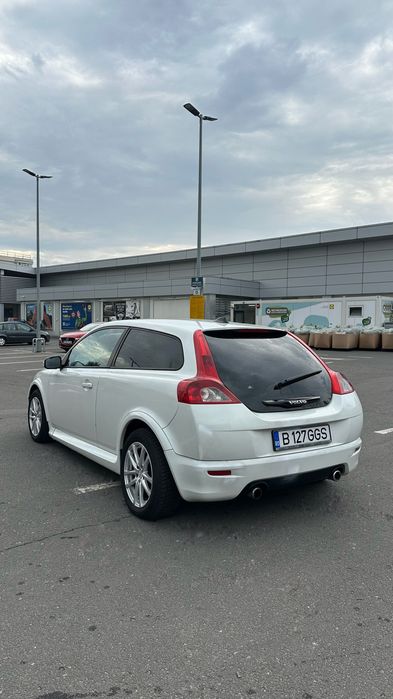 Volvo C30 2007 | 1.6 Diesel | Interior Rosu | Jante Aliaj | Set Cauciucuri Cadou