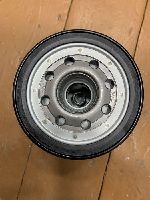 ISUZU 5 тонна масляный фильтр