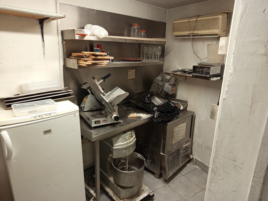 Алпаки плотове мивки рафтове