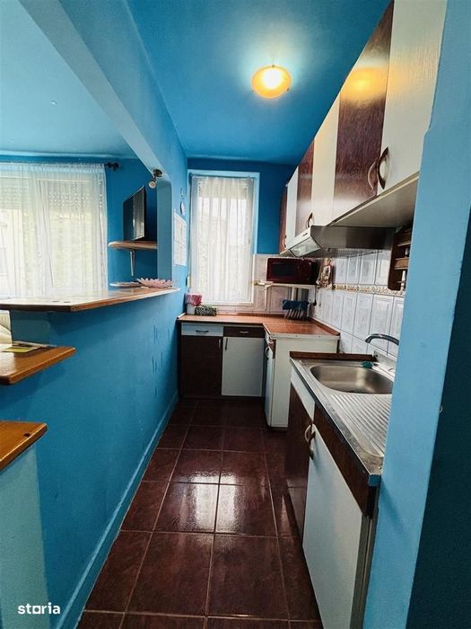 Apartament Cu 2 Camere Semidecomandat Zona Rogerius