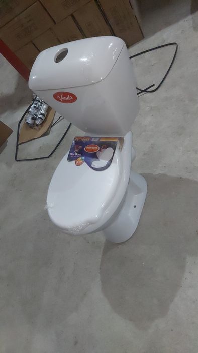 Унитазы,раковины дешёвый (оптом)