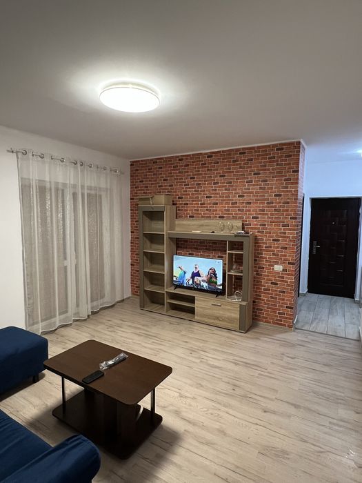 Inchiriez apartament in militari residence!!!