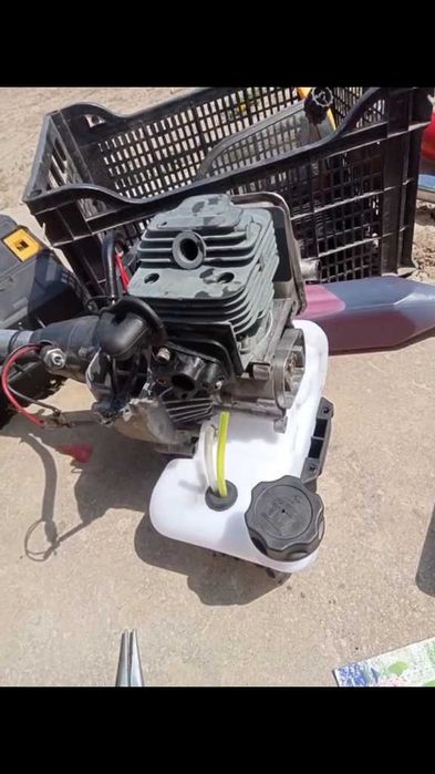 Reparații și Servisare: Drujbe, Motocoase, Motosape, Motocultoare, Generatoare, Motopompe