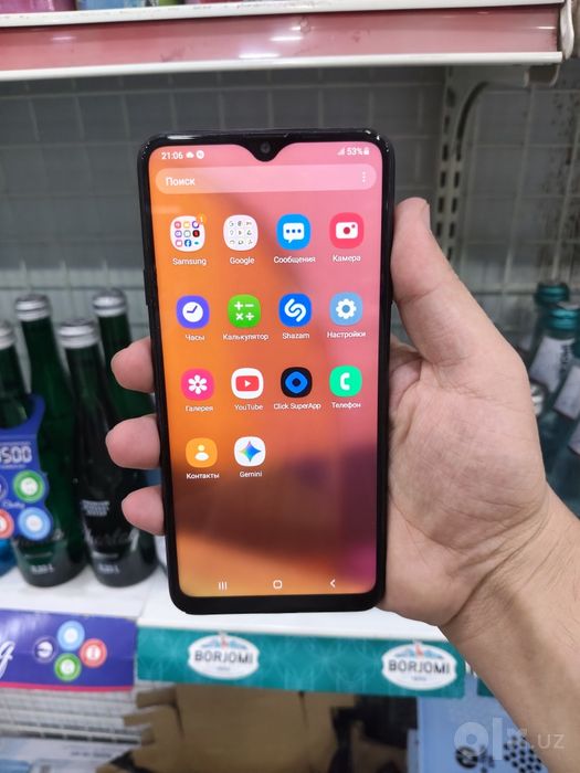 Samsung Galaxy A20S 3/32 GB ideal srochna sotladi