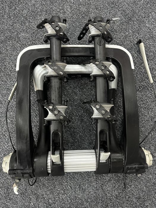 велосипедное крепление thule raceway pro 992