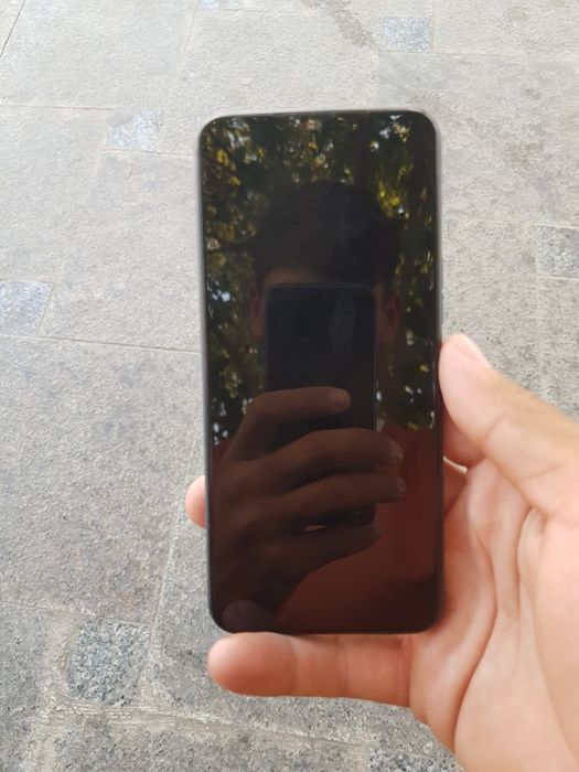 Tecno saprk 8c sotiladi
