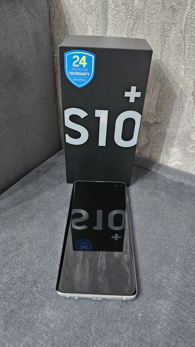 Продам Samsung S 10 plus