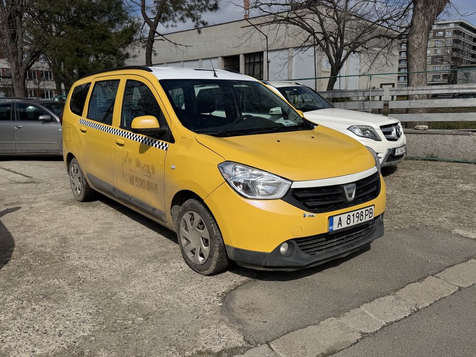 Dacia lodgy 1.6 заводски газ 6+1