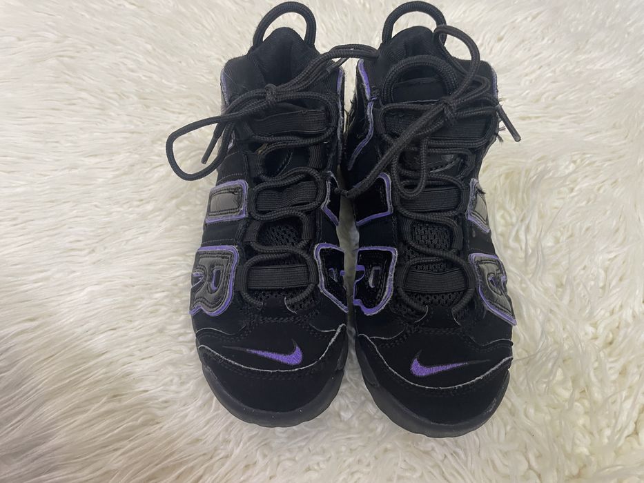 Adidași Nike Uptempo mărime 33