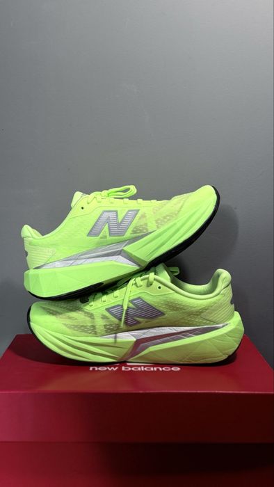 New Balance FuelCell Rebel v5 41.5 EU