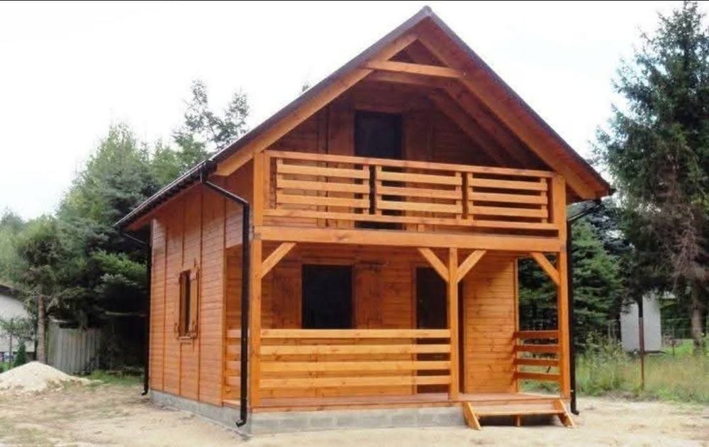 Casuțe stil A la comandă