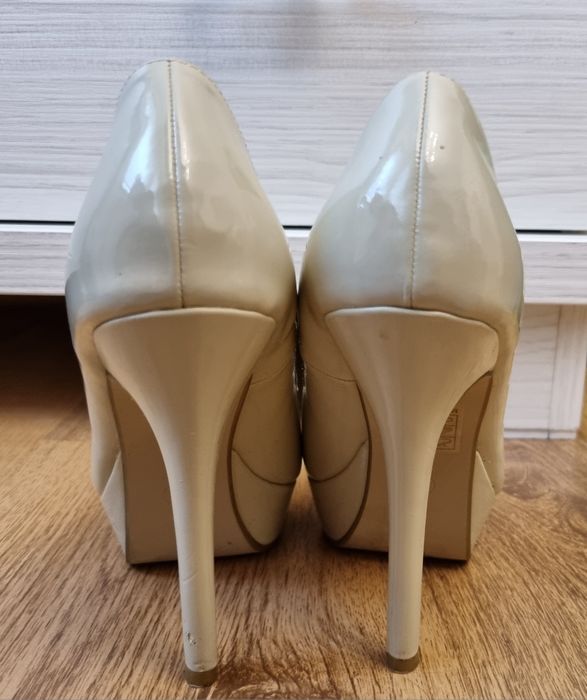 Pantofi nude dama, marimea 38, cu platforma