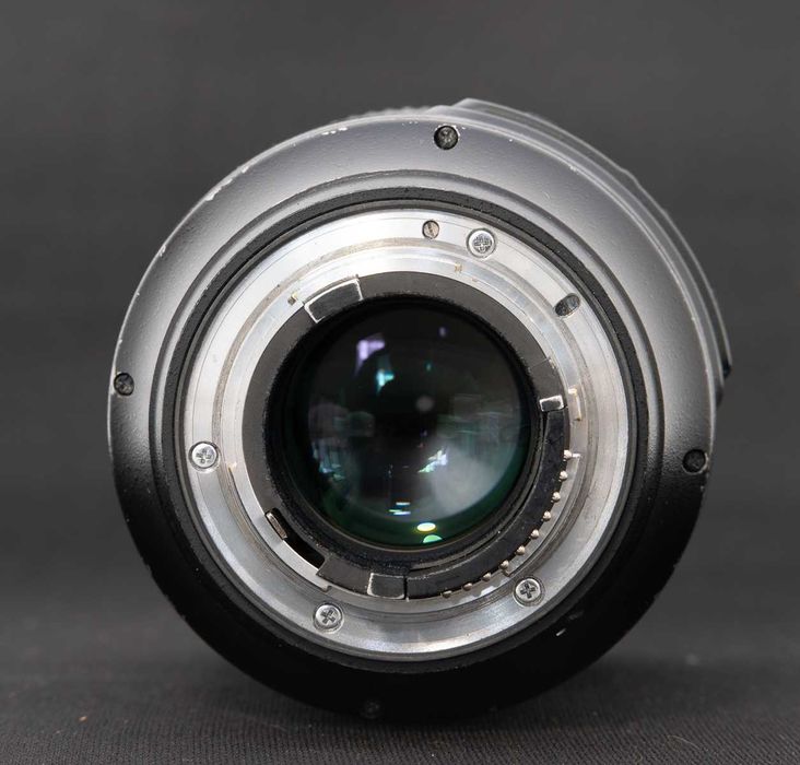 Obiectiv macro Nikon 105 2.8 VR in stare buna