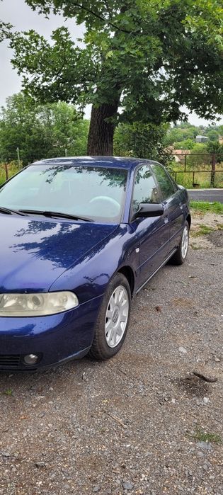AUDI A4 2001 — imagine 4