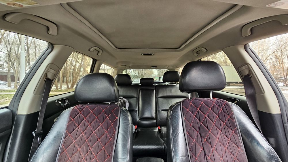 Subaru outback 2005 год 2.5 л