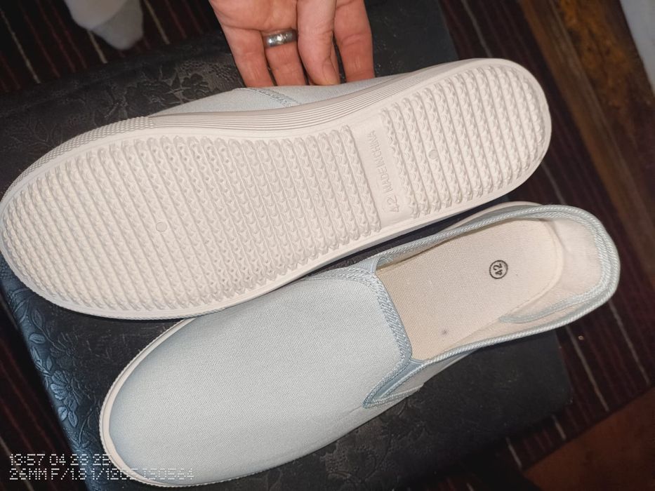 Мокасины женские.