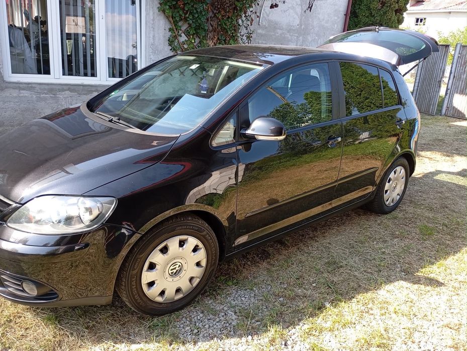 VOLKSWAGEN Golf Plus