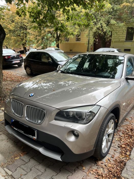 BMW X1 2010 — imagine 2