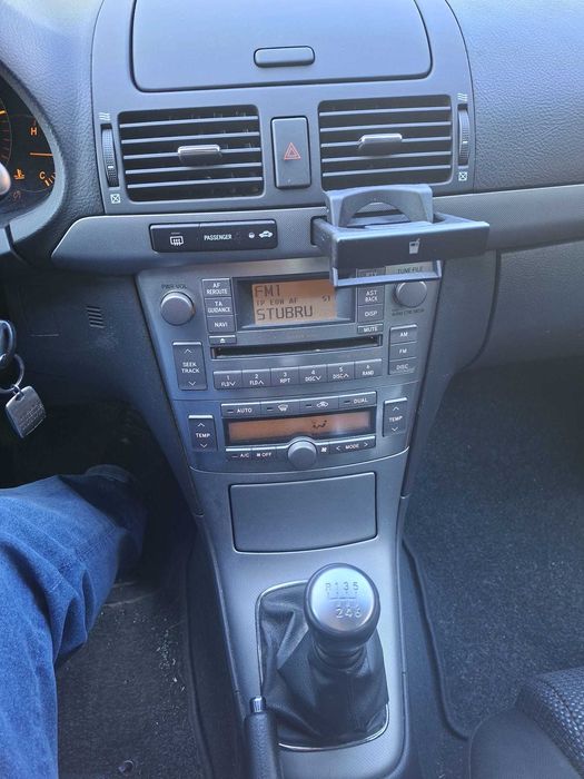 toyota avensis 2009