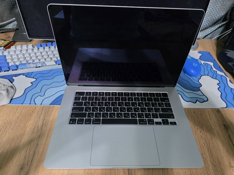 MacBook Air 15 2025 M4 16/512