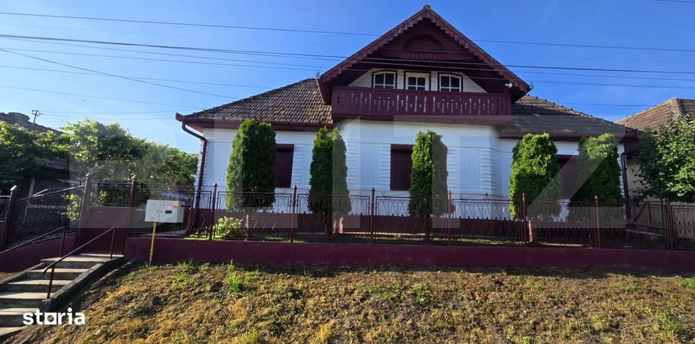Proprietate 2 case, 240 mp, anexe, teren 3.398 mp, zona Deaj