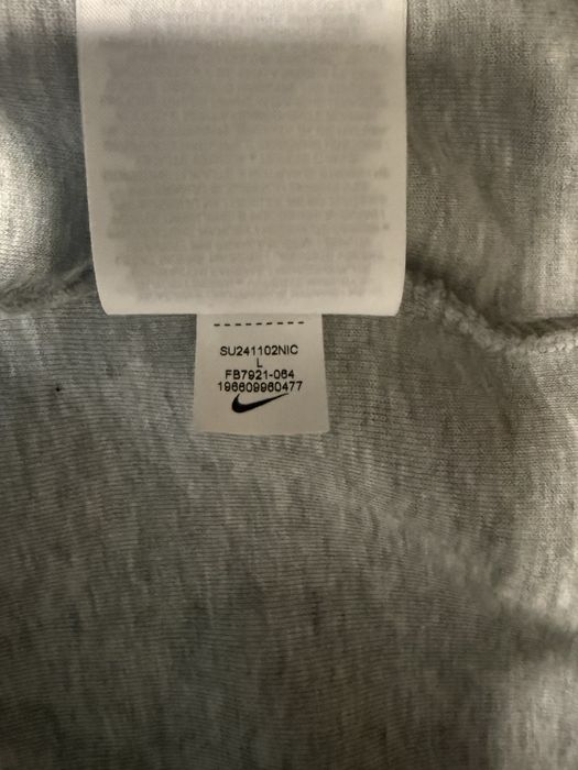 НОВ ОРИГИНАЛЕН nike tech fleece