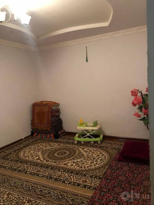 Продам квартиру в Джиззах 2х