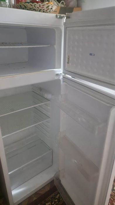 Продаю холодильник в рабочем состояний