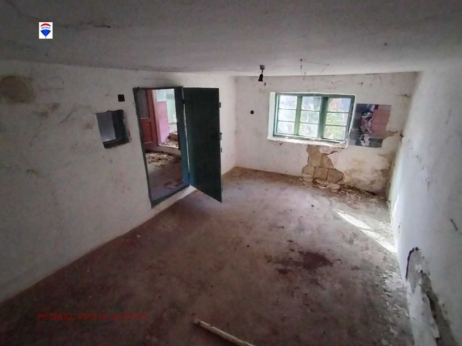 Продава се Къща в с. Горно Абланово, Област Русе - 72 кв.м за 46 €/кв.м - Снимка #14