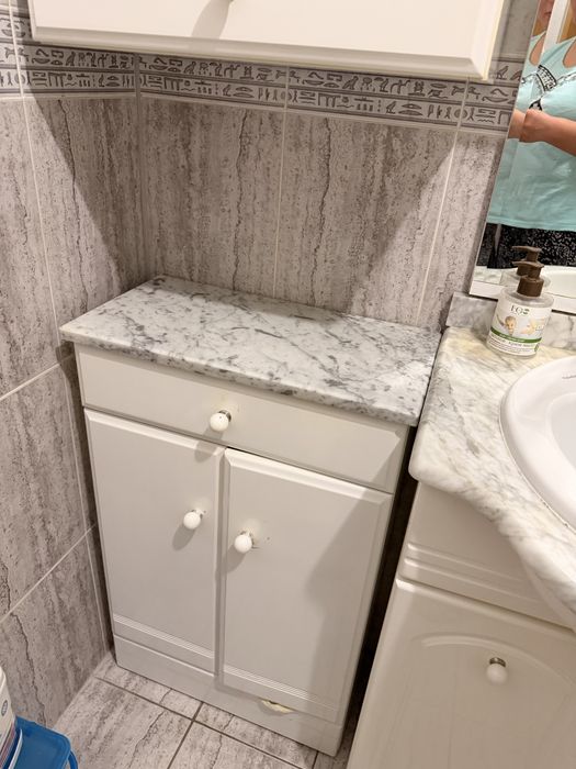 Продам шкафв в санузел