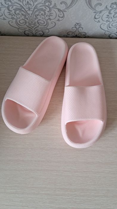 Шлепки резиновые