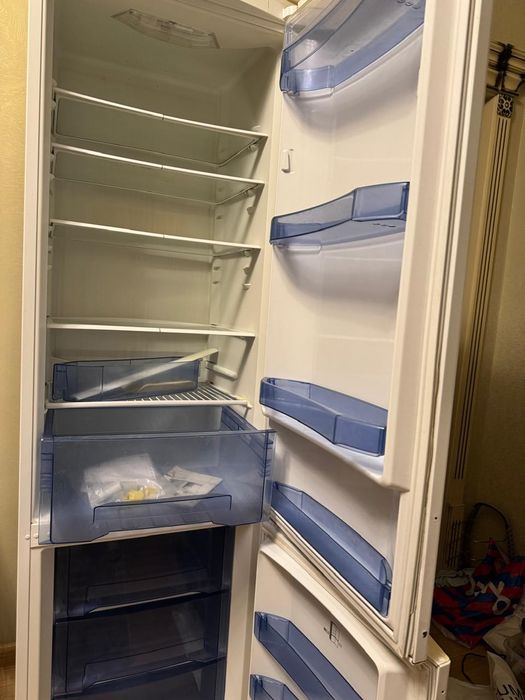 Продам холодильник б/у Gorenje