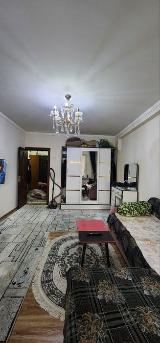 1-комнатная квартира Юнусабад 2кв Универсам метро 44квм