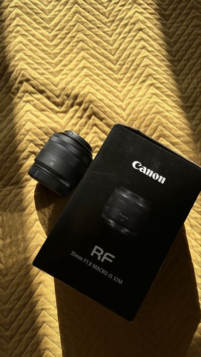 Canon RF 35mm f/1.8