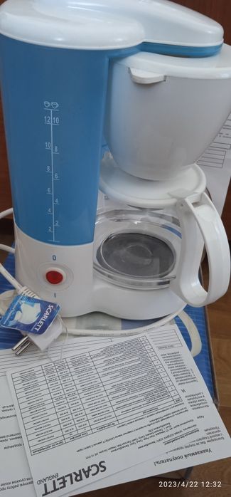 Продаю кофеварку