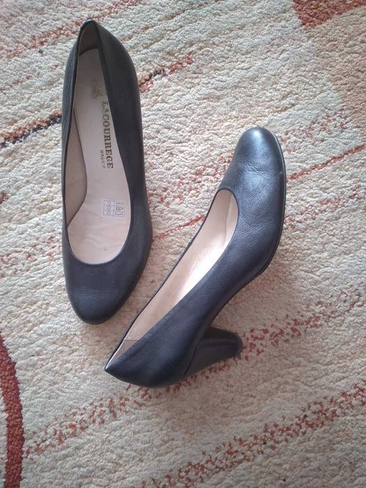 Дамски обувки естествена кожа