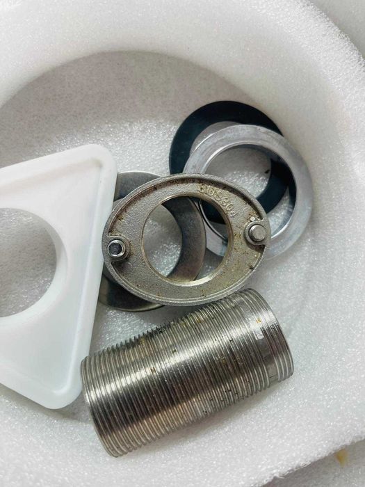 Robinet profesional Ibergrif M22144 pentru bucătărie cu duș detașabil