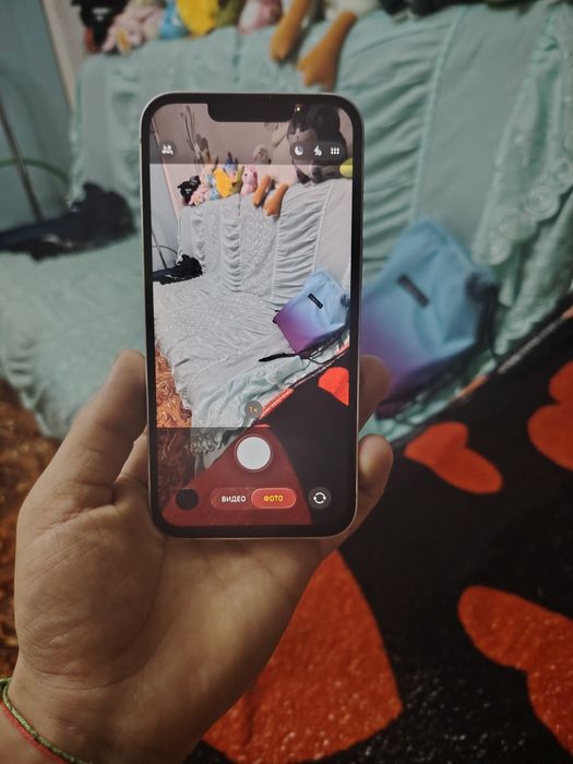 Продам айфон 13 белый