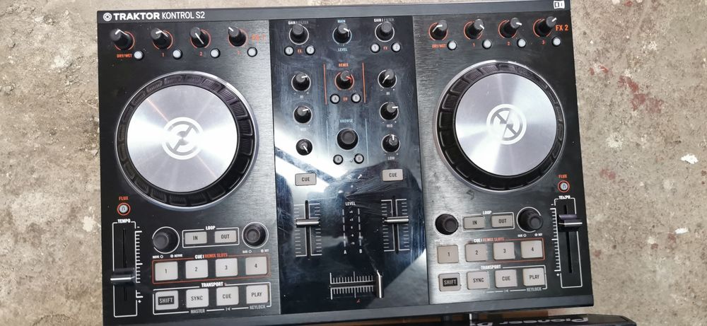 vand placa sunet m audio ultra 8r/dj traktor control s2/pionner dj Ser