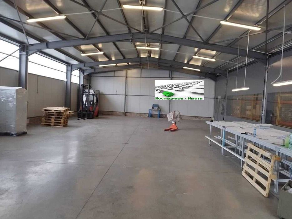 Дава се под наем Склад в Пловдив, Индустриална зона - Север - 290 кв.м за 1122 € - Снимка #2